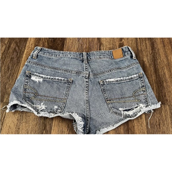 American Eagle Stretch Womens Size 8 Blue Denim Cut Off Jean Shorts - Picture 8 of 9